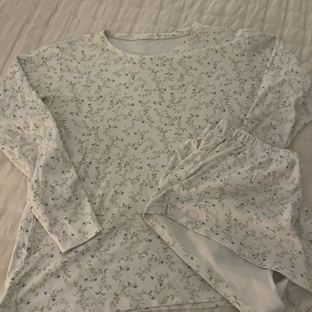 LAKE pajamas bundle of 3 PJ sets
